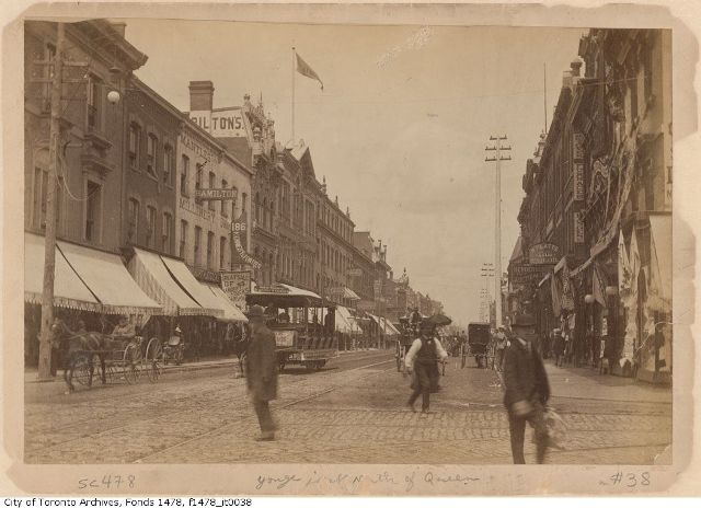 1890QueenYonge_f1478_it0038_web