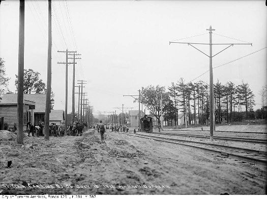 1912StClairDufferinW_web