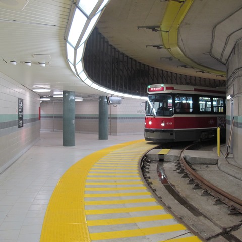Oct 07, 2014/Toronto, ON:   TTC.  #4164. Union Station Loop. First car to Union, testing track & overhead structure.