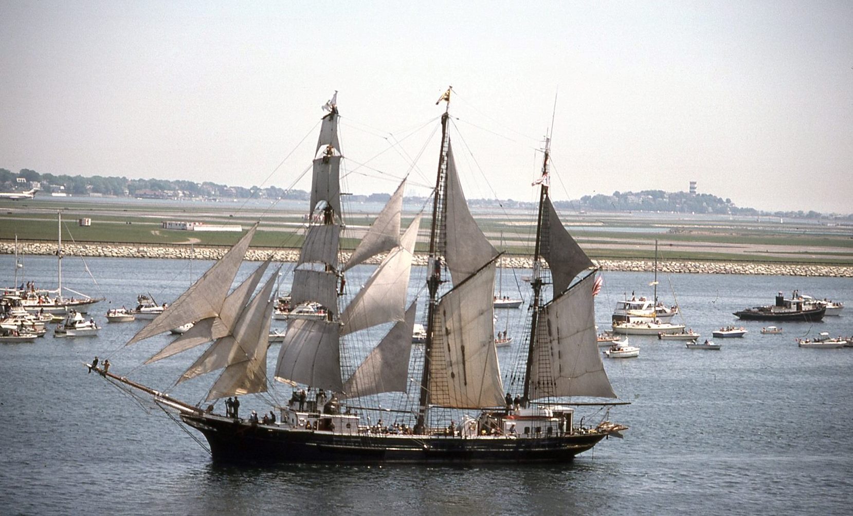 1980 TALL SHIPS 350th Anniversary BOSTON MASS FULL SIZE PENNANT BOATS